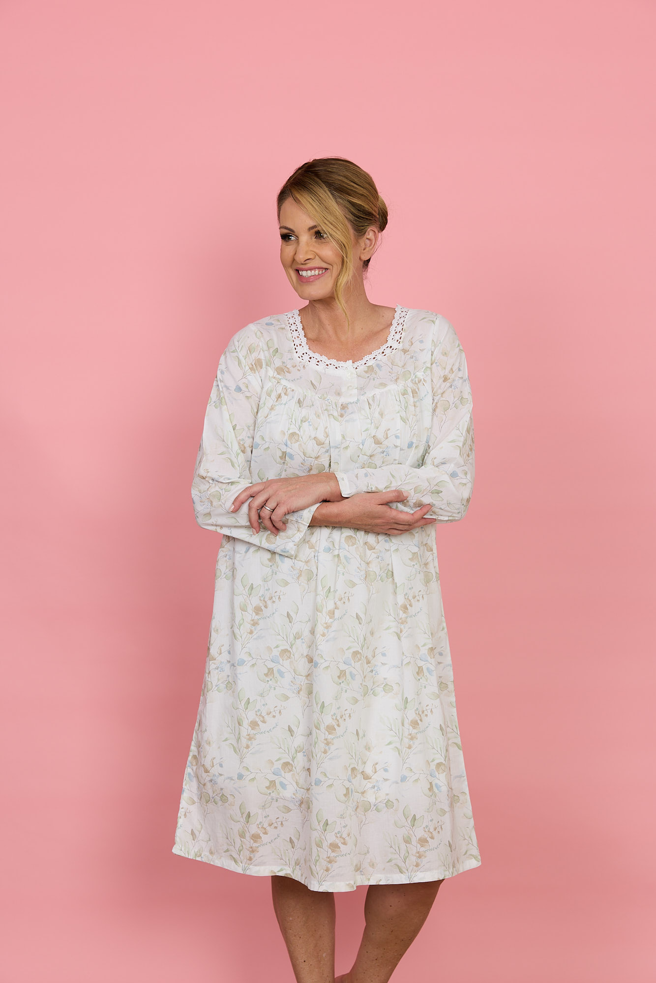 FCE573 Eucalyptus Print Long Sleeve Cambric Nightie 110