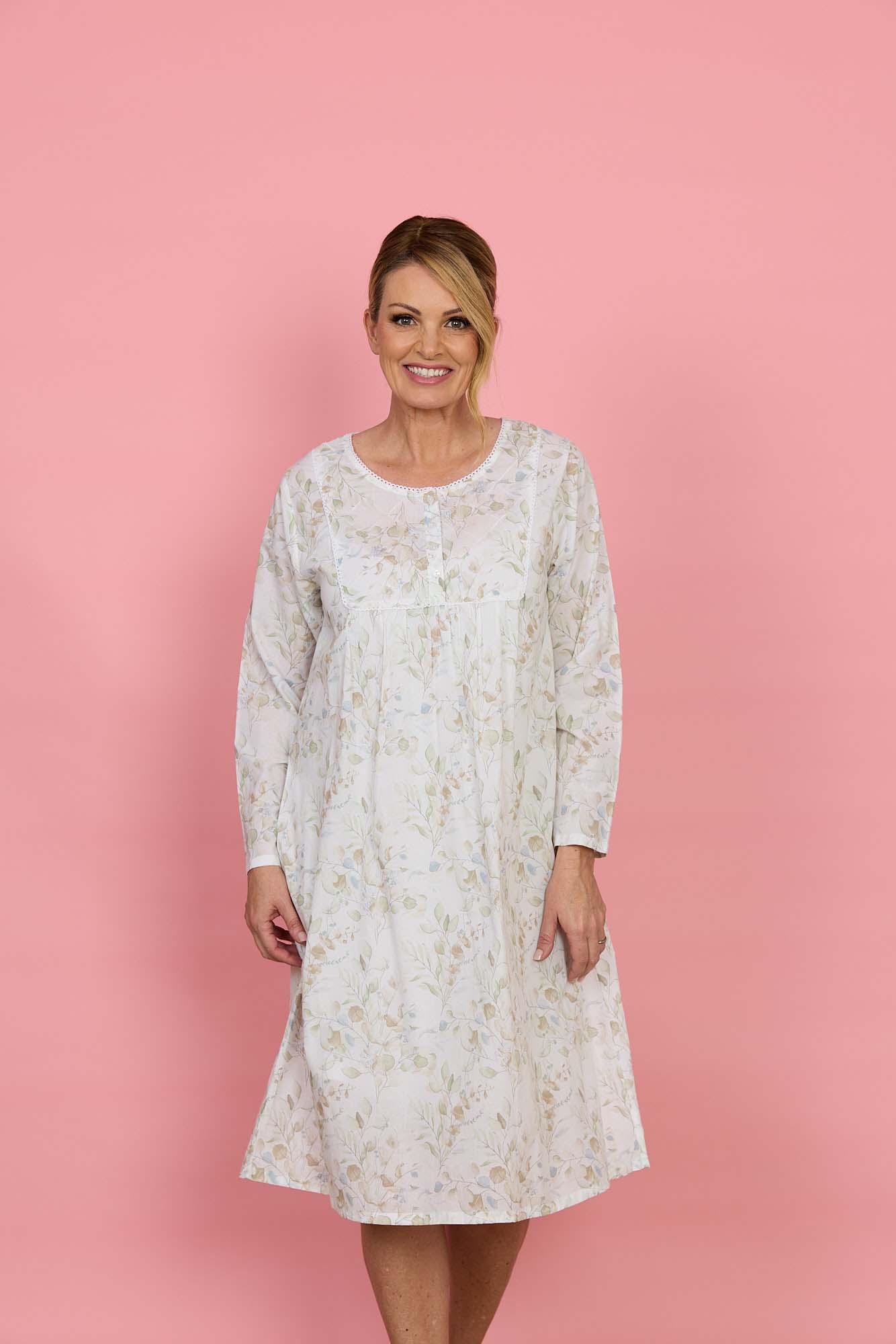 FCE573 Eucalyptus Print Long Sleeve Cambric Nightie 110
